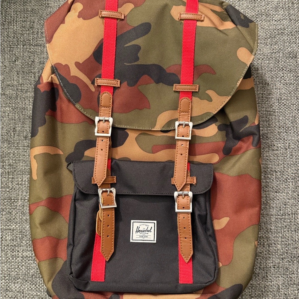 New Herschel Camo Print Backpack – Classic Style